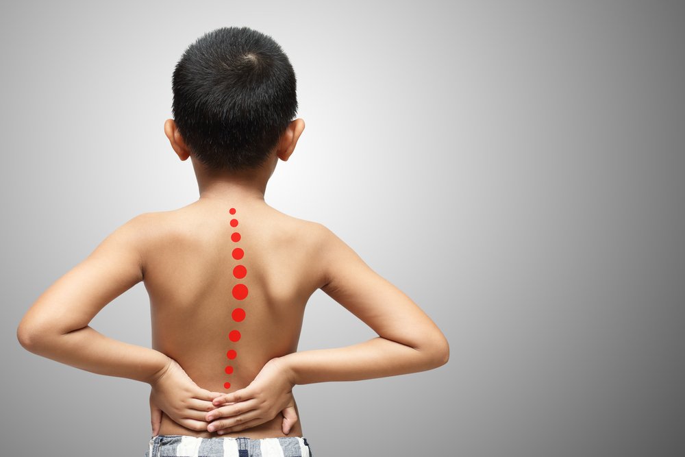 Профилактика болей в спине у детей: не садитесь и начинайте двигаться